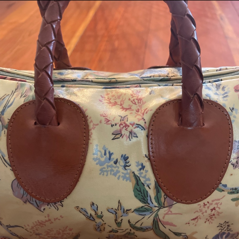 Nordic House Designs lovely pale yellow spring purse